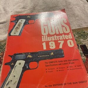 Guns Illustrated 1970 Book